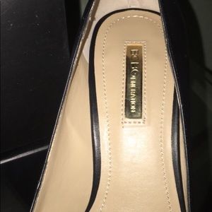 BCBG HEELS BRAND NEW